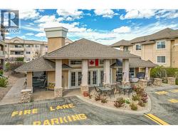 Club House - 