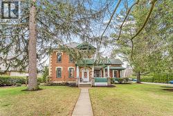 24 QUEENSWAY Drive St. Jacobs, ON N0B 2N0