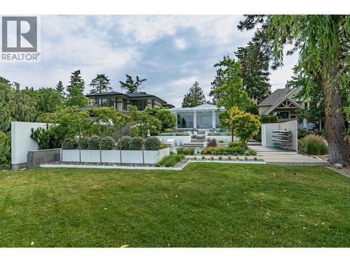 4110 Lakeshore Road, Kelowna, BC - Outdoor