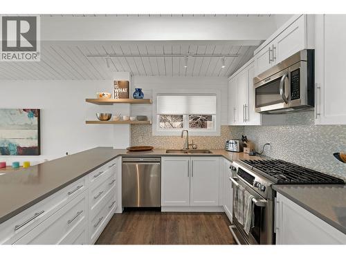 4110 Lakeshore Road, Kelowna, BC - Indoor Photo Showing Kitchen With Double Sink