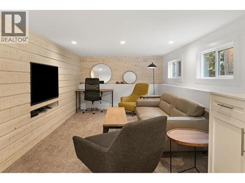 Family Room - 4110 Lakeshore Road, Kelowna, BC - Indoor Photo Showing Other Room