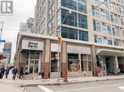 8 WELLESLEY STREET  Toronto, ON M4Y 1G2