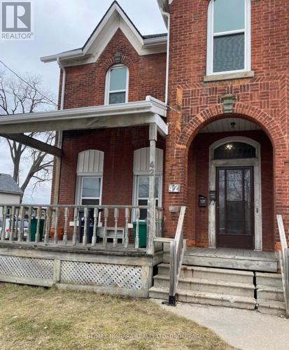 42 NIAGARA STREET  St. Catharines (E. Chester), ON L2R 4K9