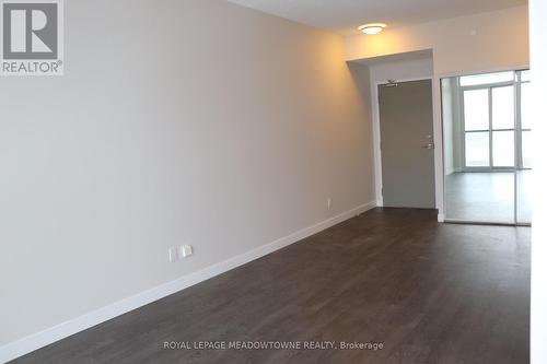 903 - 2055 Danforth Avenue, Toronto, ON - Indoor Photo Showing Other Room