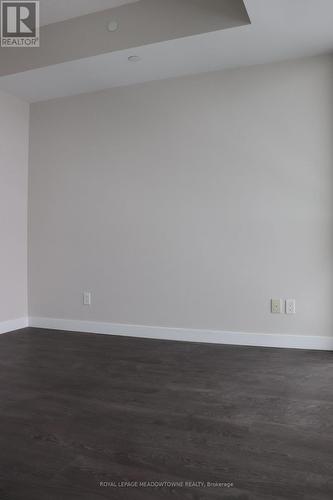 903 - 2055 Danforth Avenue, Toronto, ON - Indoor Photo Showing Other Room