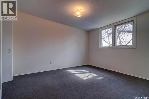 25 Spruceview Road, Regina, SK - Indoor Photo Showing Other Room
