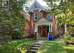 190 DUNN AVENUE Toronto, ON M6K 2R9