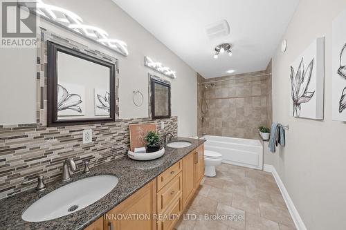 6635 Old Forest Drive, Ottawa, ON - Indoor Photo Showing Bathroom