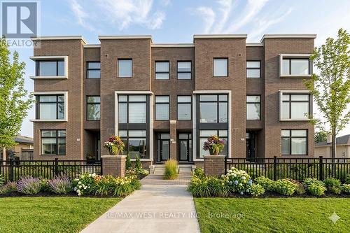 8208 PINE VALLEY DRIVE  Vaughan, ON L4L 0H6