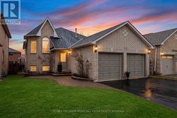 226 COUNTRY LANE Barrie, ON L4N 0W1