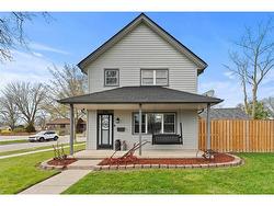 206 RICHMOND Amherstburg, ON N9V 1G8