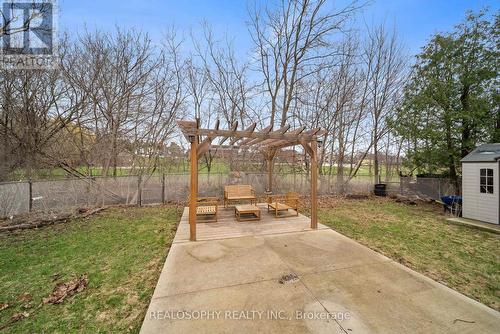 Yard - 17 Pioneer Drive, Mississauga, ON 