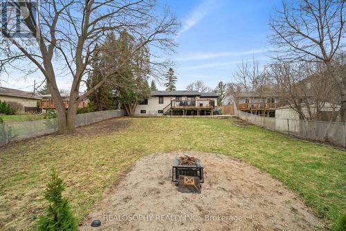 Yard/Firepit - 17 Pioneer Drive, Mississauga, ON 