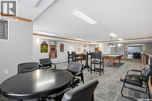 432 325 Keevil Crescent, Saskatoon, SK - Indoor