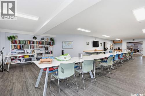 432 325 Keevil Crescent, Saskatoon, SK - Indoor Photo Showing Dining Room