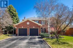 1354 WINTERBERRY DRIVE  Burlington, ON L7P 4T8