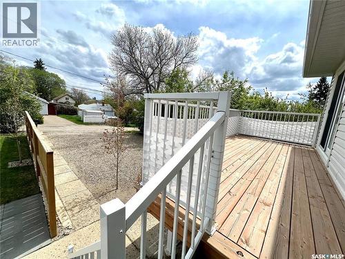 451 3Rd Avenue Nw, Swift Current, SK - Outdoor With Deck Patio Veranda With Exterior