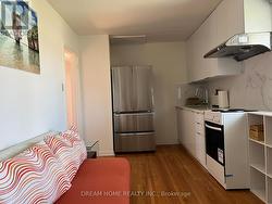 25 TOLLERTON AVENUE Toronto, ON M2K 2H1