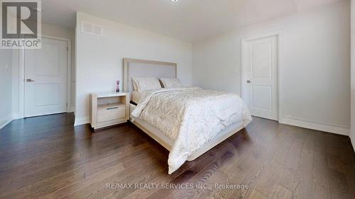 15 Rolling Rock Way, Brampton, ON - Indoor Photo Showing Bedroom