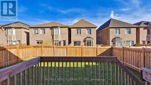 15 Rolling Rock Way, Brampton, ON - Outdoor