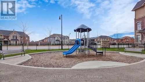 15 Rolling Rock Way, Brampton, ON - Outdoor