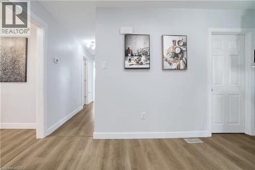 60 Lysanda Avenue, London, ON - Indoor Photo Showing Other Room