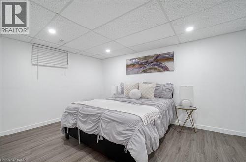 60 Lysanda Avenue, London, ON - Indoor Photo Showing Bedroom