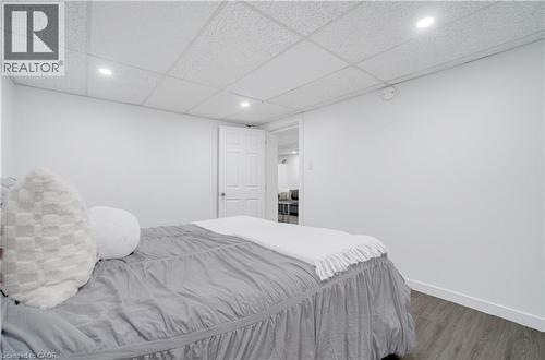 60 Lysanda Avenue, London, ON - Indoor Photo Showing Bedroom