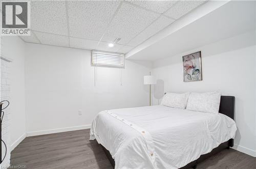 60 Lysanda Avenue, London, ON - Indoor Photo Showing Bedroom