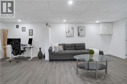 60 Lysanda Avenue, London, ON - Indoor