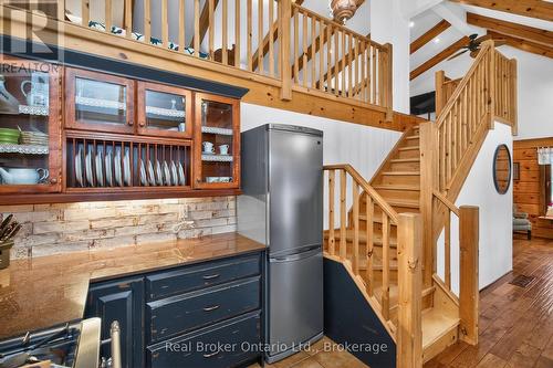 23 Crown Court, Tiny, ON - Indoor Photo Showing Other Room