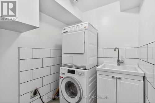 23 Crown Court, Tiny, ON - Indoor Photo Showing Laundry Room