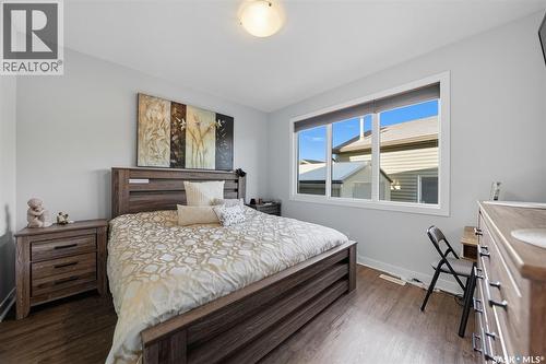687 Secord Bend, Saskatoon, SK - Indoor Photo Showing Bedroom