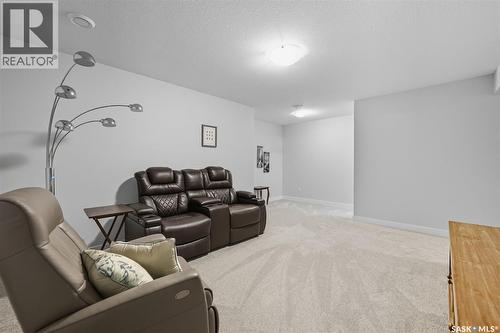 687 Secord Bend, Saskatoon, SK - Indoor