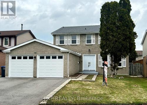 44 NEWCASTLE CRESCENT  Brampton, ON L6S 3Y8