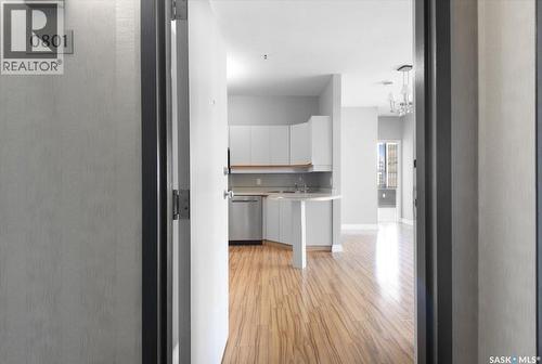 801 1867 Hamilton Street, Regina, SK - Indoor Photo Showing Kitchen
