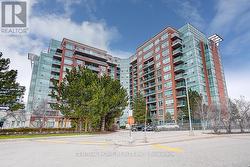 325 - 62 SUNCREST BOULEVARD Markham, ON L3T 7Y6
