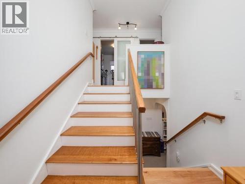 68 Klondike Road, Whitehorse, YT - Indoor Photo Showing Other Room