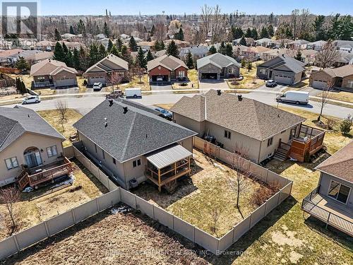 7 Senators Gate Drive, Perth, ON - Outdoor