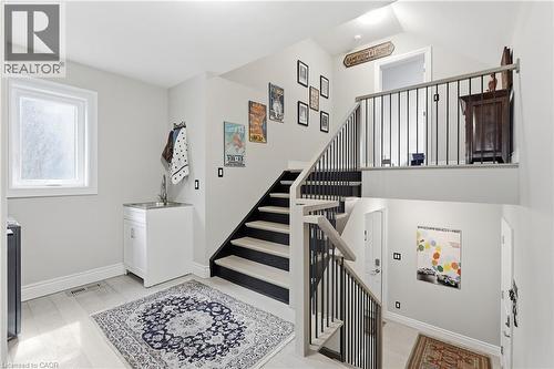 207 Beach Boulevard, Hamilton, ON - Indoor Photo Showing Other Room