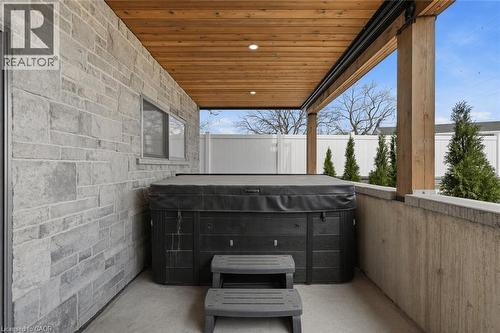 207 Beach Boulevard, Hamilton, ON - Outdoor With Exterior