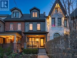 118 MORSE STREET Toronto, ON M4M 2P8
