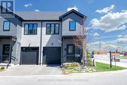 22 - 1 STONEHART LANE Barrie, ON L4M 7E8