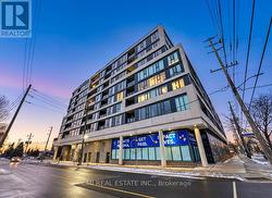 623 - 859 THE QUEENSWAY Toronto, ON M8Z 1N8