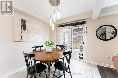 110 Banting Crescent, Essa, ON - Indoor Photo Showing Dining Room