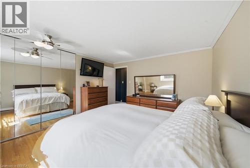 37 Parkview Crescent, Kitchener, ON - Indoor Photo Showing Bedroom