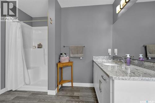 8933 Kestral Drive, Regina, SK - Indoor Photo Showing Bathroom