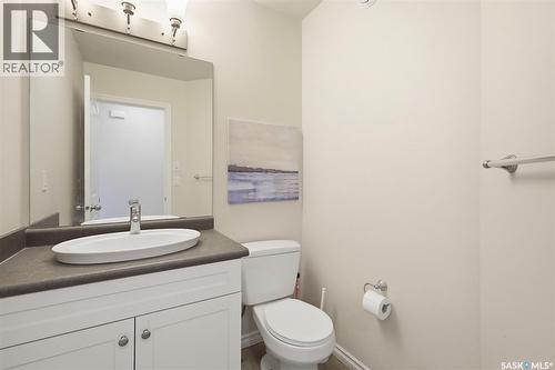 159 Dulmage Crescent, Saskatoon, SK - Indoor Photo Showing Bathroom