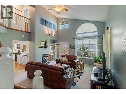 3471 Mcbride Road, Blind Bay, BC - Indoor With Fireplace