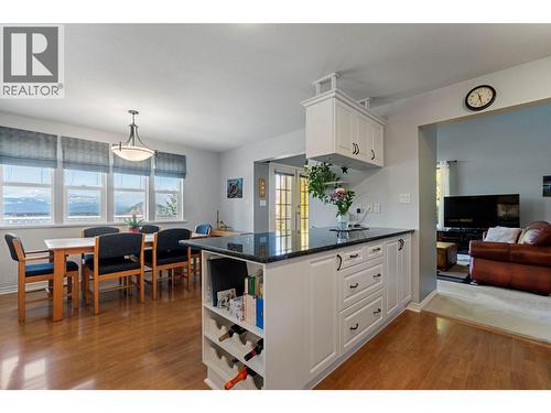 3471 Mcbride Road, Blind Bay, BC - Indoor